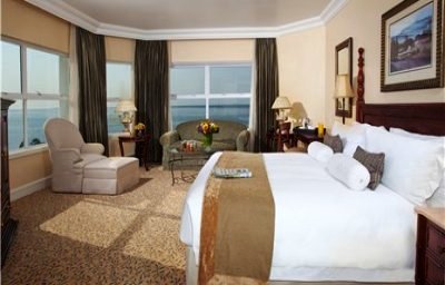 THE TABLE BAY HOTEL 5*